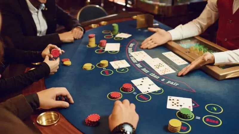 Tạo dựng phương pháp chơi poker mang lại lợi nhuận